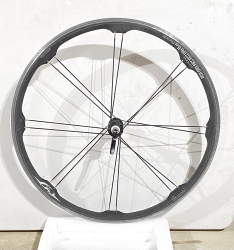 Ruota anteriore parata - anteriore,