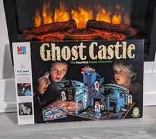 Vintage "CASTELLO FANTASMA" La casa infestata degli orrori. By MB Giochi 1985. Completo.