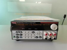 Alimentatore triplo canale - triplo,