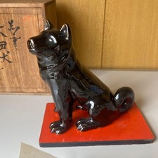 Statua cane Hachiko Akita