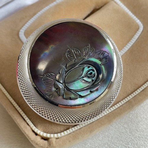 Spilla vintage con fiori - , a