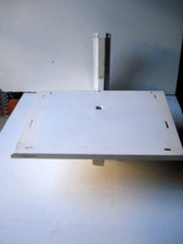 supporto staffa porta tv monitor a muro bianco