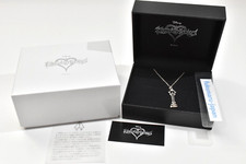 Disney Regno Cuori Argento Collana Portachiavi Scuoti Terra Quadrato Tesoro a U