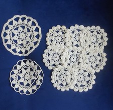 LOTTO unico : 16 CENTRI CENTROTAVOLA CENTRINO UNCINETTO Vintage, FATTI A MANO.