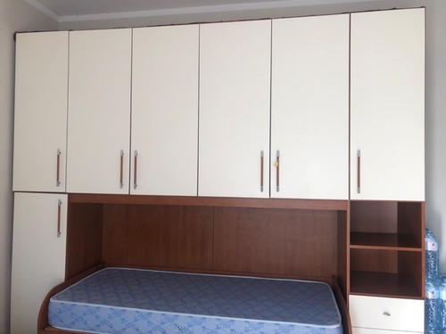 Armadio con doppio letto