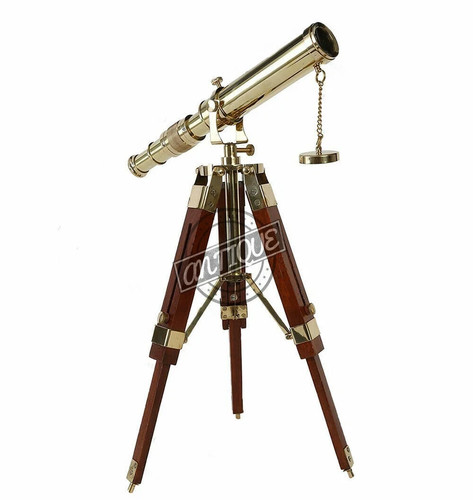 Telescopio con treppiede - , in