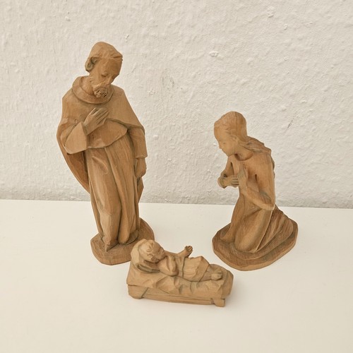 Vecchie statuine presepe legno