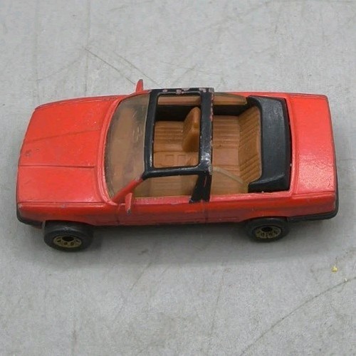 Modellino auto giocattolo
