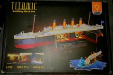 Titanic 1883 pcs building - titanic,