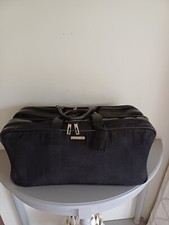 Gucci valigetta nera o borsa