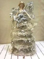 Angelo con Abito Grigio Perla