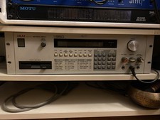 AKAI Professional S-950