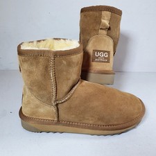 Stivali UGG ORIGINALI AUSTRALIA mini stivali castagno pelle di pecora taglia UK 5,5 US 7 NUOVI SENZA SCATOLA