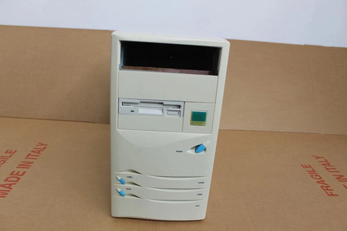 Retrocomputer case 1 - -, pc