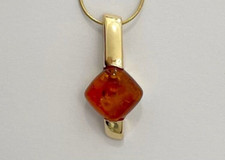 Pendente / ciondolo d'ambra oro giallo 14K (585)