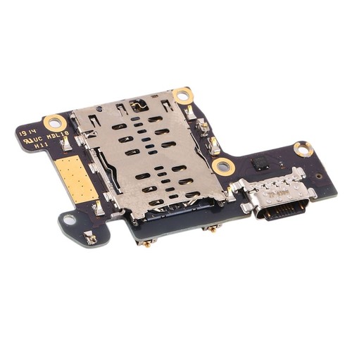 Circuit connecteur charge - circuit, de
