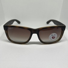 Nuovi occhiali da sole Ray-Ban