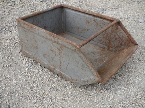 Vecchia cassa ferro con - in,