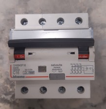 interruttore automatico