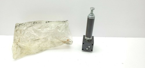 Morsetto idraulico oscillante