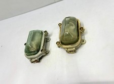 Coppia di applique paratia