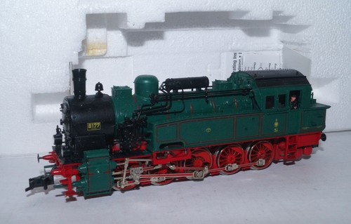 Fleischmann 4810 locomotiva - , a