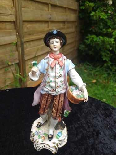 Figurine porcelaine - en,