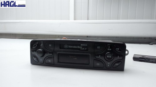 Radio a2038201686 - radio,