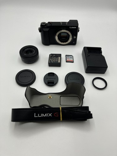 Kit fotocamera mirrorless