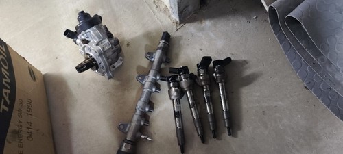 Pompa carburante iniettori bmw - carburante,