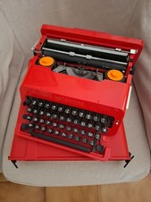 Maccina Da Scrivere Olivetti Valentine Rossa