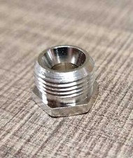 RIDUTTORE PER CAVI DA 6MM RG8