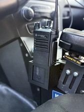 Motorola APX6000 dock radio