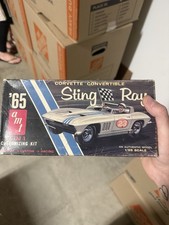 AMT 1:25 1965 Corvette Sting