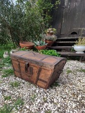 Antico baule forziere legno