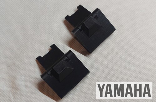 Yamaha 750 turntable dust - 2x,