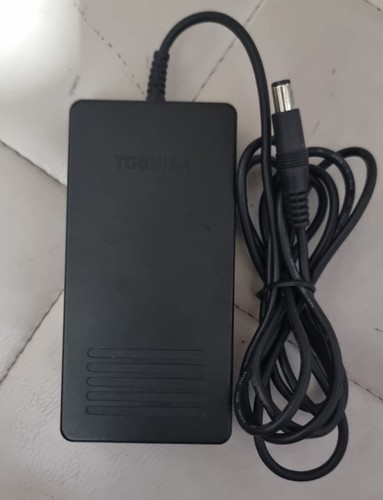 Alimentatore toshiba model - alimentatore,
