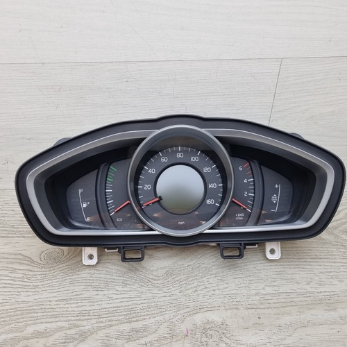 Volvo v40 d - 1.6,