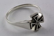 Biker attraversare anello - attraversare, l'anello