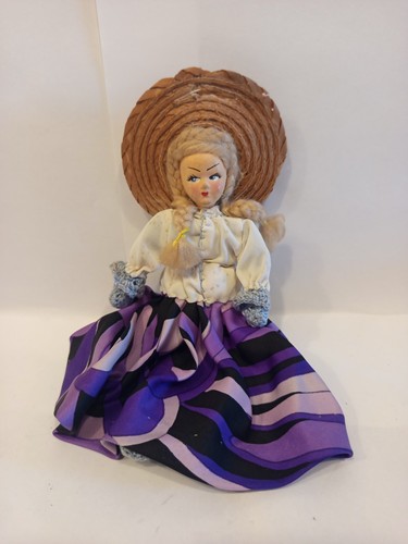 Bambola souvenir vintage - bambola, tipo