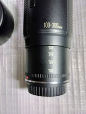 CANON EF100-300mm 1 5.6L zoom
