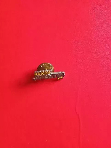 Spilla pin badge hurra - pin,