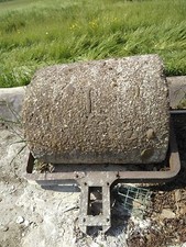 RULLO COMPATTATORE PER TRATTORE IN CEMENTO