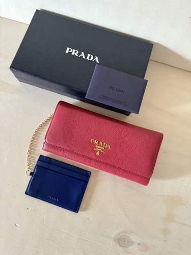 Prada portafoglio grande con