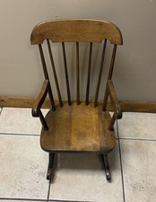 Sedia a dondolo vintage per