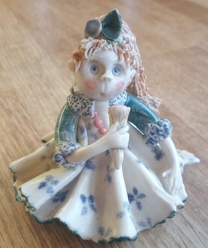 Interesting vintage ceramic - interesting,