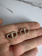 Orecchini classici Dior CD