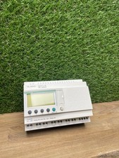 SR3 B261FU Schneider - Automate Zelio Logic - Relais Intelligent 26 E/s #17M