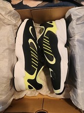 NEW In Box  ADIDAS YUNG-1