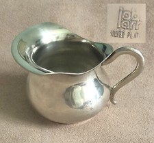 Job art piccola lattiera in